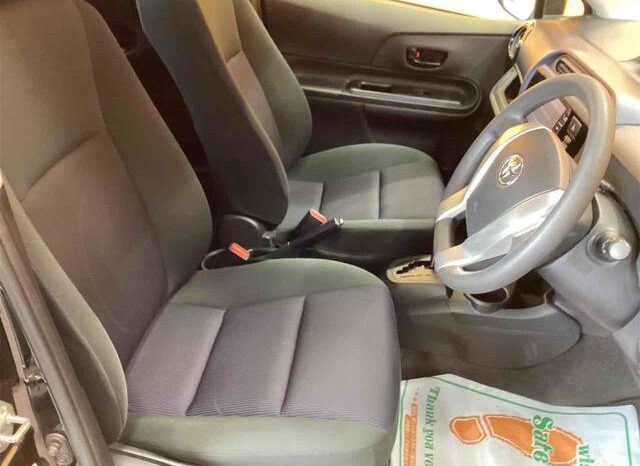 
								TOYOTA AQUA 2016 full									