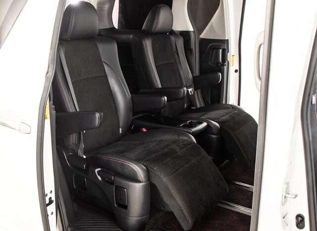 
								TOYOTA VELLFIRE 2014 full									