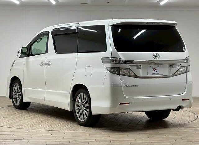
								TOYOTA VELLFIRE 2013 full									