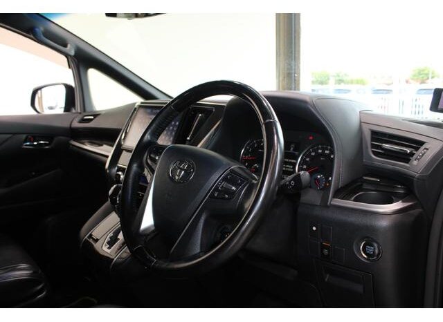 
								TOYOTA VELLFIRE 2016 full									