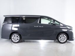 
										TOYOTA VELLFIRE 2015 full									