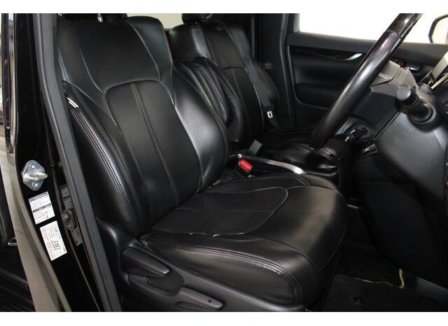 
								TOYOTA VELLFIRE 2016 full									