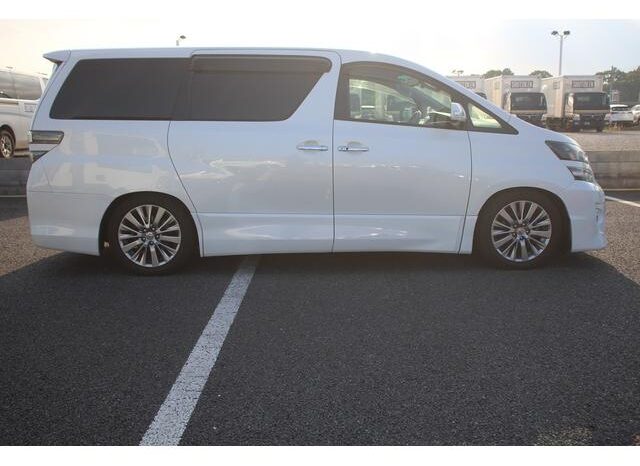
								TOYOTA VELLFIRE 2014 full									