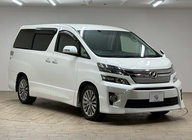 
								TOYOTA VELLFIRE 2013 full									