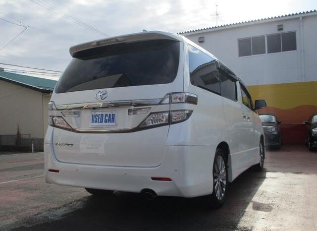 
								TOYOTA VELLFIRE 2013 full									