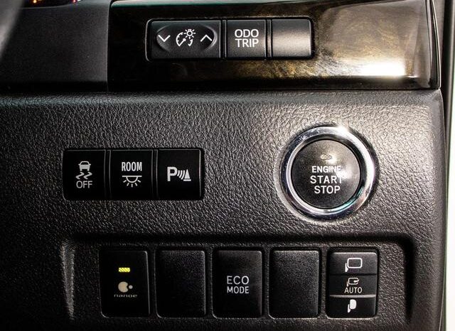 
								TOYOTA VELLFIRE 2014 full									