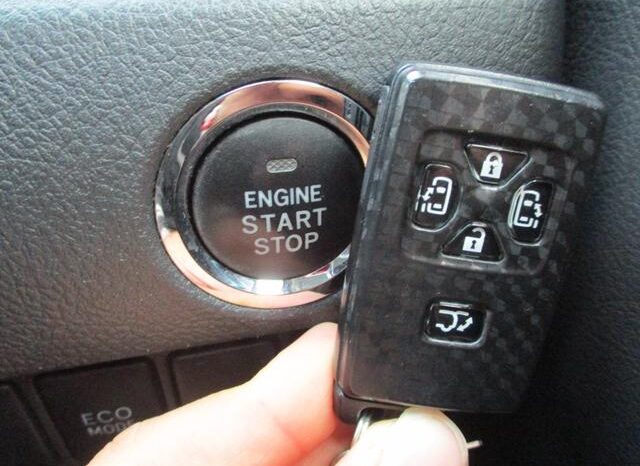 
								TOYOTA VELLFIRE 2013 full									