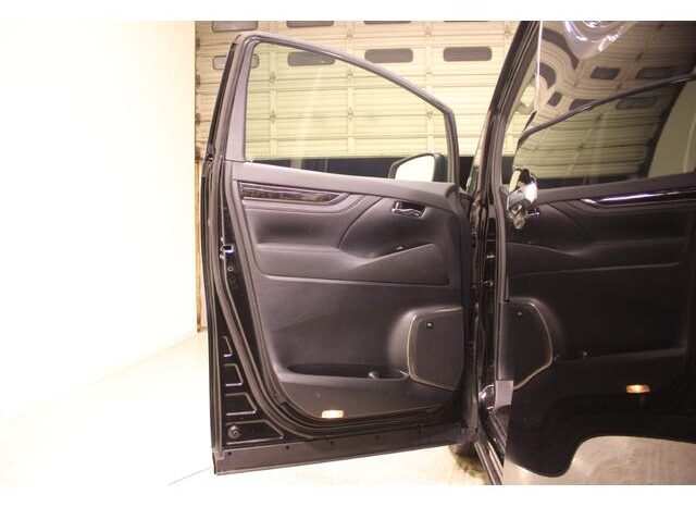 
								TOYOTA VELLFIRE 2016 full									