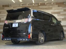 
										TOYOTA VELLFIRE 2017 full									