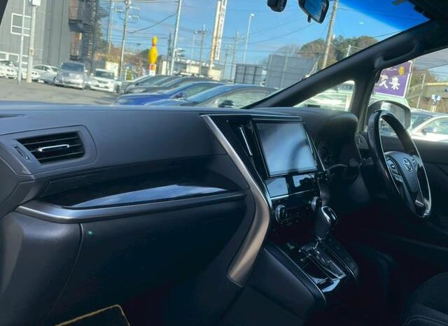 
								TOYOTA VELLFIRE 2017 full									