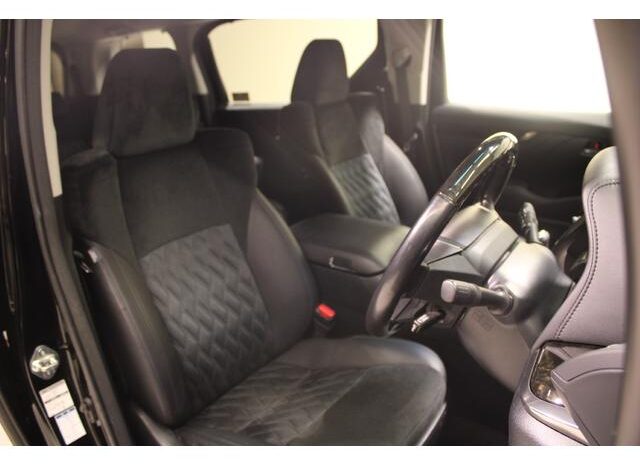 
								TOYOTA VELLFIRE 2016 full									