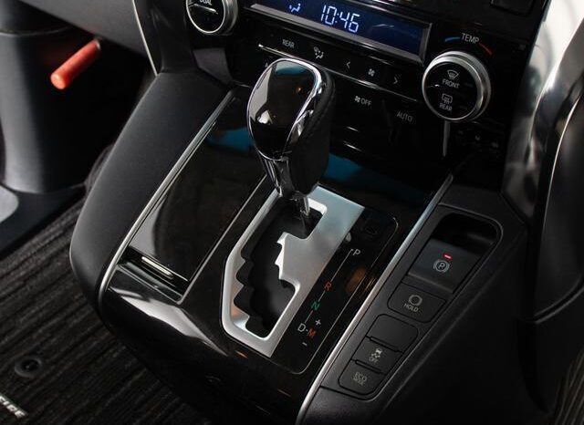 
								TOYOTA VELLFIRE 2015 full									