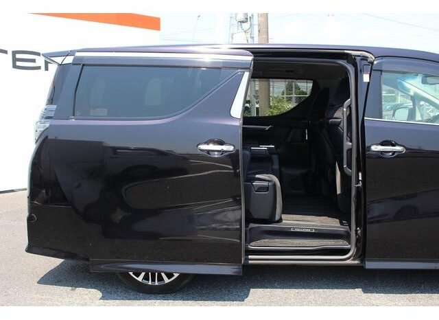 
								TOYOTA VELLFIRE 2015 full									
