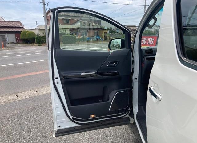 
								TOYOTA VELLFIRE 2014 full									