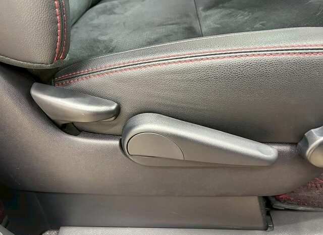 
								TOYOTA VELLFIRE 2013 full									