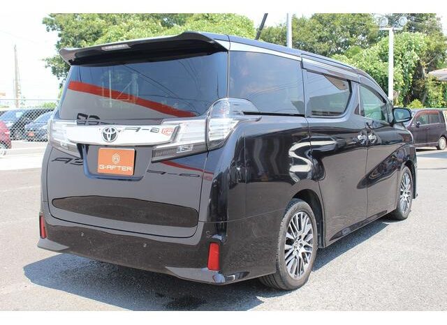 
								TOYOTA VELLFIRE 2015 full									