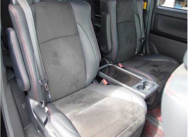 
								TOYOTA VELLFIRE 2013 full									