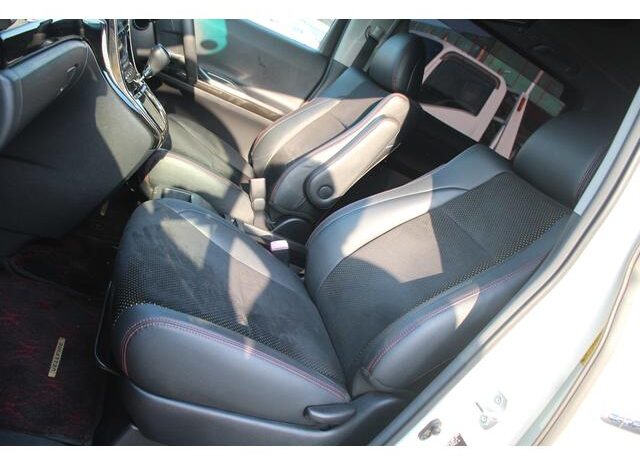 
								TOYOTA VELLFIRE 2014 full									