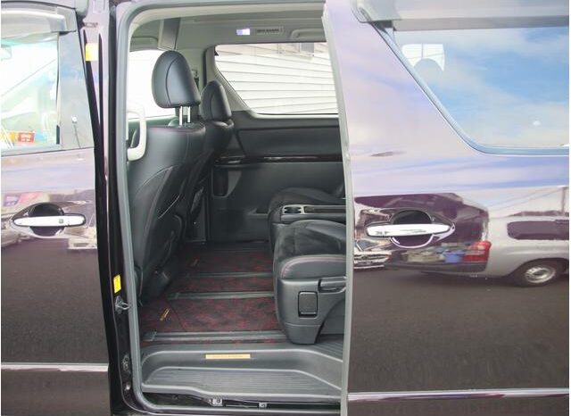 
								TOYOTA VELLFIRE 2013 full									