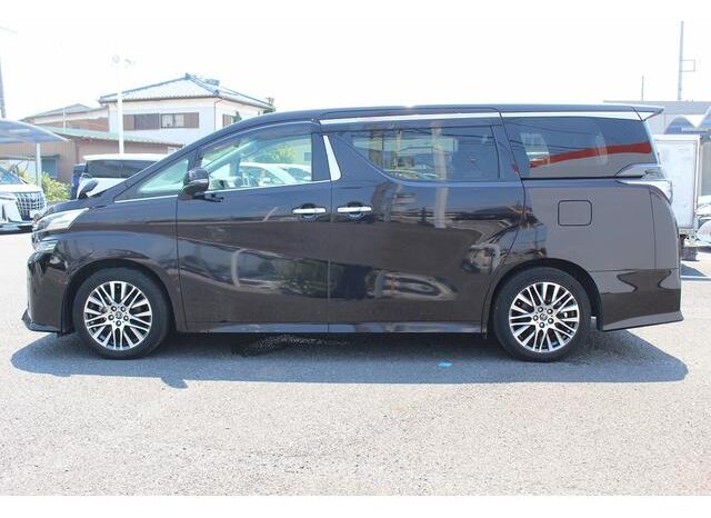 
								TOYOTA VELLFIRE 2015 full									