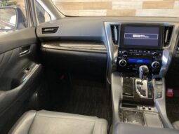 
										TOYOTA VELLFIRE 2017 full									