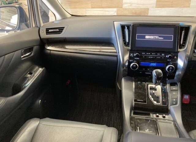 
								TOYOTA VELLFIRE 2017 full									