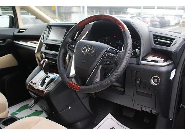 
								TOYOTA VELLFIRE 2016 full									
