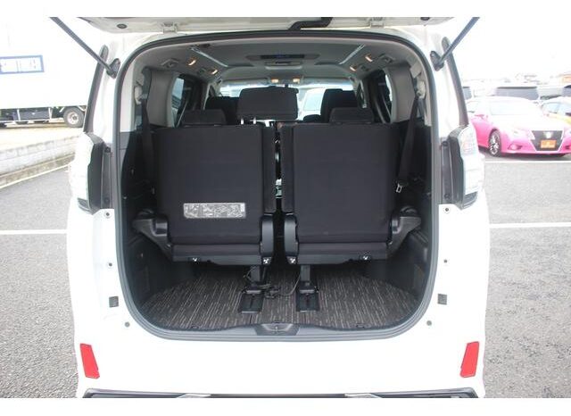 
								TOYOTA VELLFIRE 2015 full									