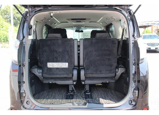 
								TOYOTA VELLFIRE 2015 full									