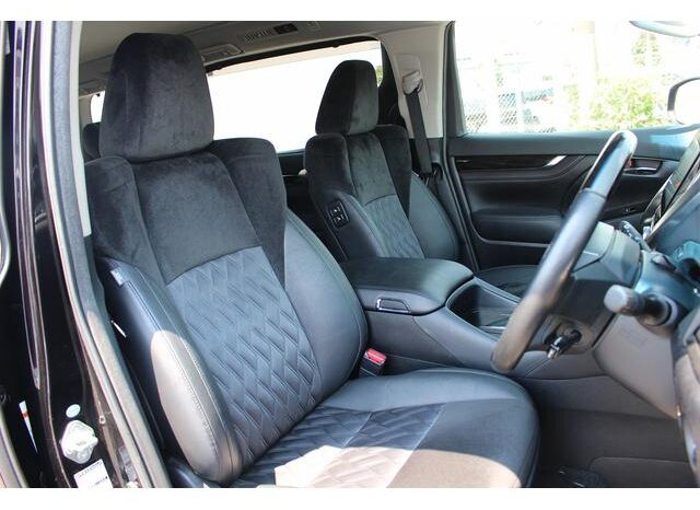 
								TOYOTA VELLFIRE 2015 full									