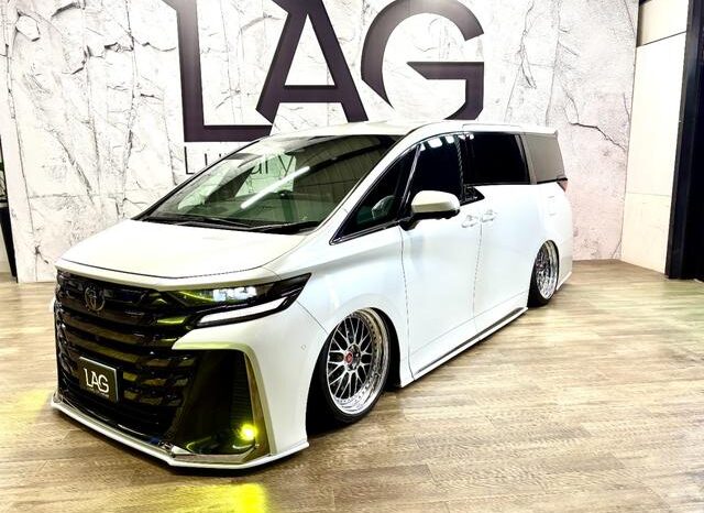 
								TOYOTA VELLFIRE 2023 full									