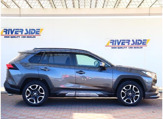 
								TOYOTA RAV4 2021 full									