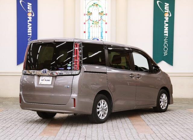 
								TOYOTA NOAH 2020 full									