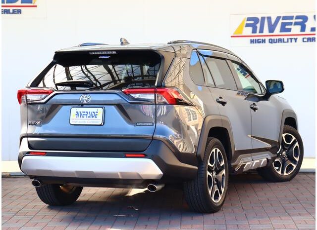 
								TOYOTA RAV4 2021 full									