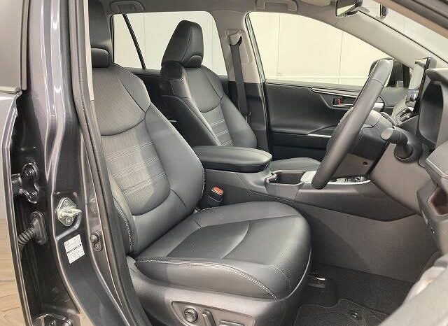 
								TOYOTA RAV4 2021 full									