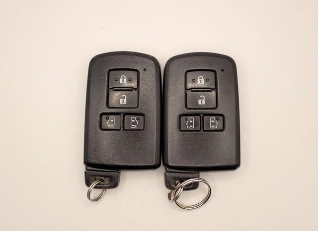 
								TOYOTA NOAH 2014 full									