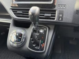 
										TOYOTA NOAH 2014 full									