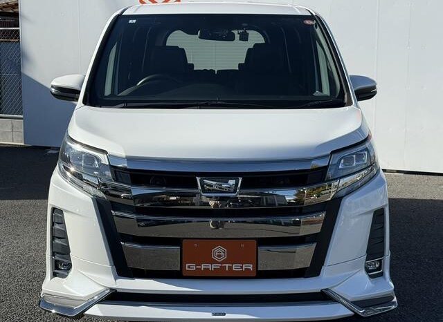 
								TOYOTA NOAH 2018 full									