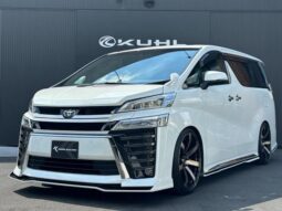 TOYOTA VELLFIRE 2022