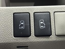 
										TOYOTA NOAH 2011 full									