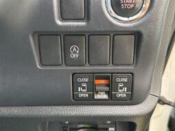 
										TOYOTA NOAH 2014 full									