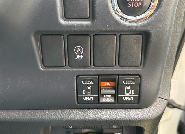 
								TOYOTA NOAH 2014 full									