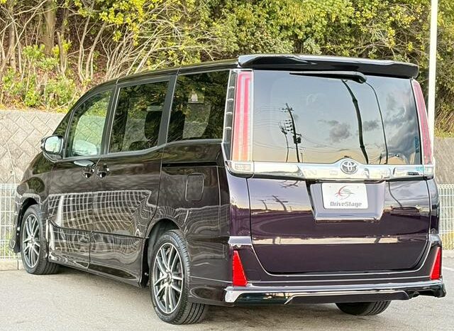 
								TOYOTA NOAH 2017 full									