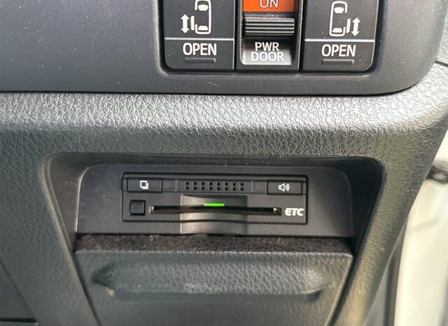 
								TOYOTA NOAH 2014 full									