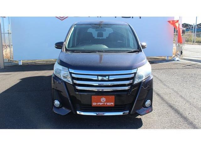 
								TOYOTA NOAH 2014 full									