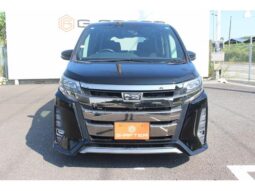 TOYOTA NOAH 2017