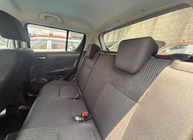 
								SUZUKI SWIFT 2011 full									