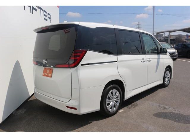 
								TOYOTA NOAH 2023 full									