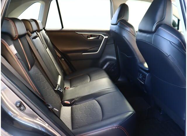 
								TOYOTA RAV4 2021 full									