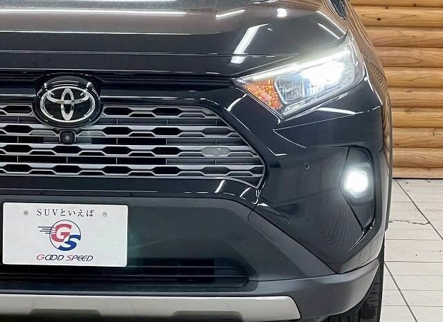 
								TOYOTA RAV4 2021 full									